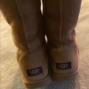 Ugg boots good condition size 9!🎀